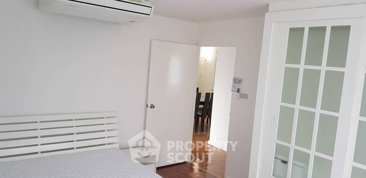 picture 3-BR Condo at Top View Tower Condominium near BTS Thong Lor (ID 562830) - 11/16