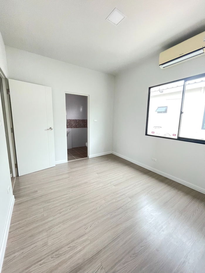 รูป 🏡 ทาวน์โฮมสไตล์โมเดิร์นใจกลางเพชรเกษม -  ราคาเบา แต่ฟังค์ชั่นครบ  - รูปที่ 11/12