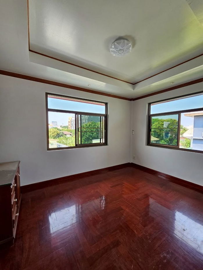 picture House in Ladprao 93 4 bedrooms, for sale - 10/13