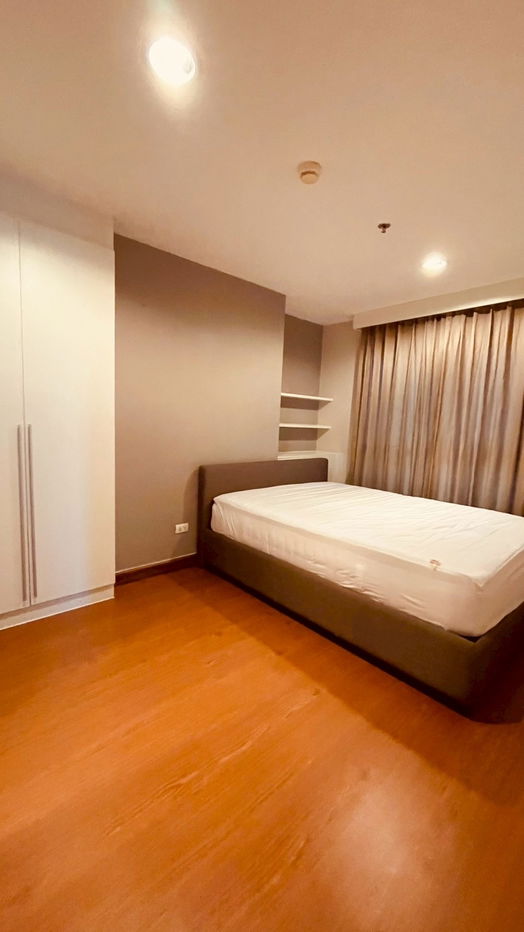 picture 🔥 Urgent Sale! Renovated 2-Bedroom Condo at Belle Grand Rama 9 – Fully Furnished with City View - 6/15