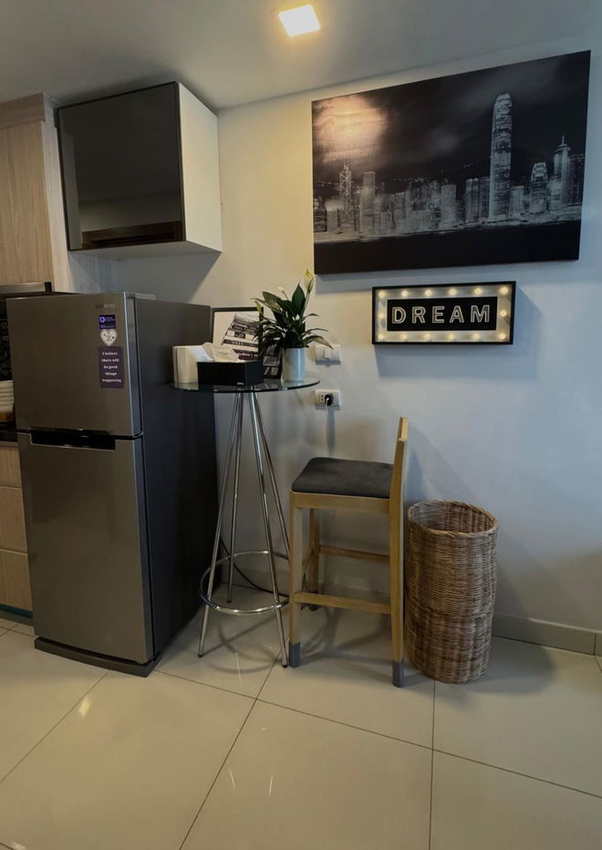 picture  modern condo, New and fully furnished in discount  - 5/9