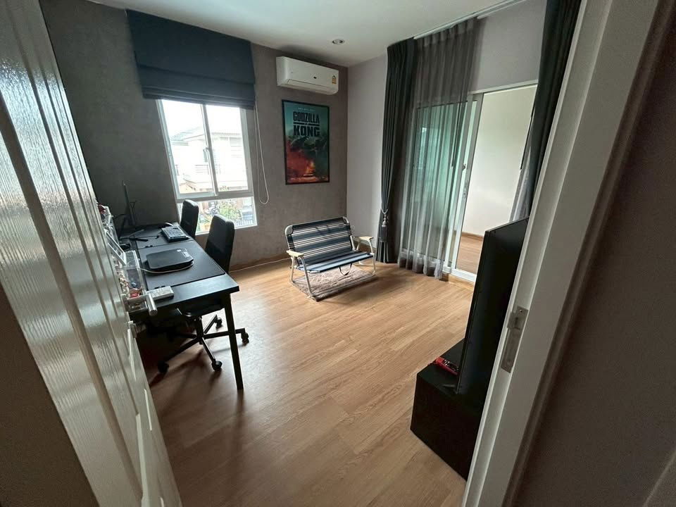 รูป ขายบ้านเดี่ยว 2 ชั้น หมู่บ้าน ภัสสร ไพรด์ ปิ่นเกล้า-วงแหวน 47 ตารางวา - รูปที่ 3/6