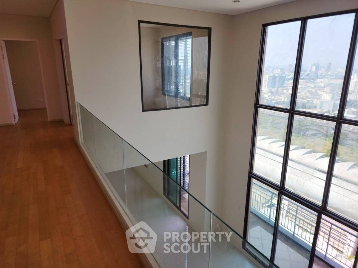 รูป ดูเพล็กซ์ 4-ห้องนอน ที่ วิลล่า อโศก ใกล้ MRT เพชรบุรี (ID 1881958) - รูปที่ 1/9