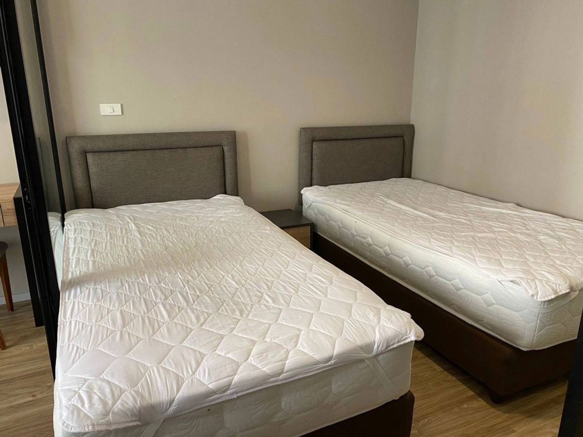 picture For Rent Blossom Condo @ Sathorn-Charoenrat (Near BTS Surasak) - 7/12