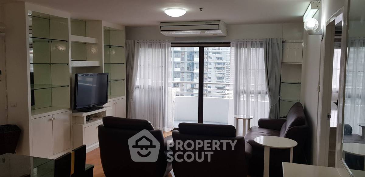 picture 3-BR Condo at Top View Tower Condominium near BTS Thong Lor (ID 562830) - 2/16
