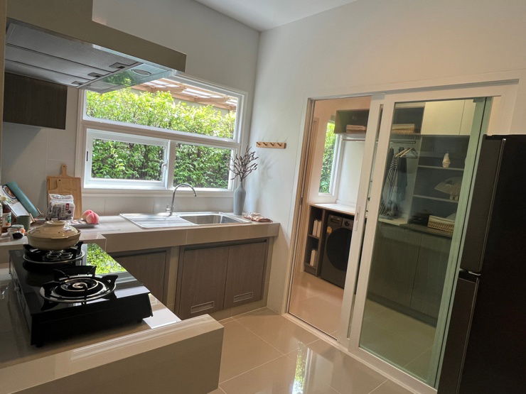รูป 💥ขายบ้านพร้อมเข้าอยู่ ตบแต่งเฟอร์นิเจอร์ครบ สไตล์ญี่ปุ่น🏘️🇯🇵 ราคาพิเศษ 6.99 ลบ.🛏️🎏 - รูปที่ 9/30