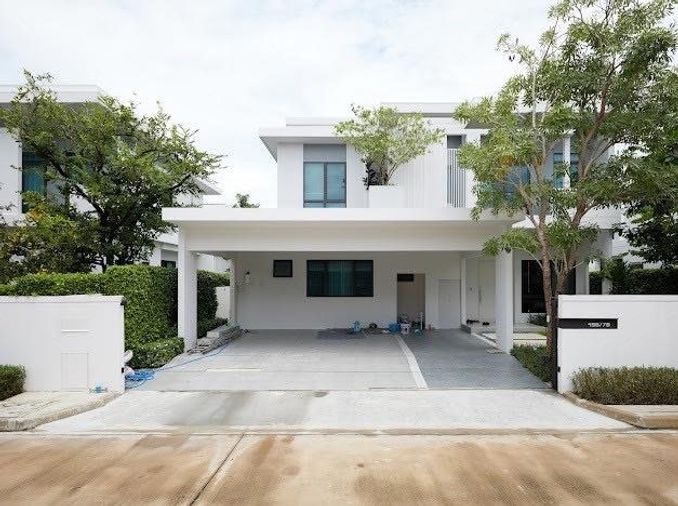 House for sale, Manthana Village, Km. 15, Premier house model, beautiful house number, rich in wealth