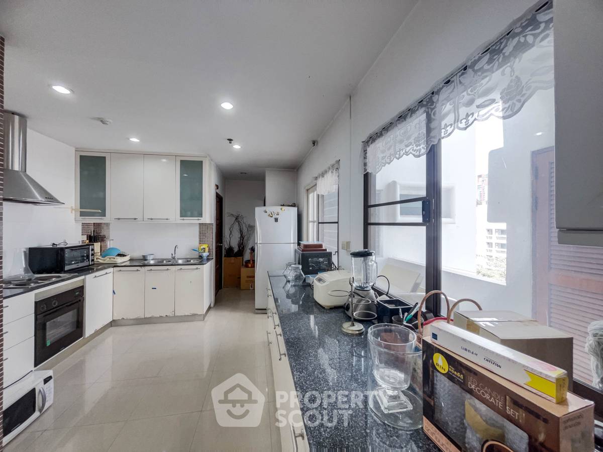 รูป คอนโด 3-ห้องนอน ที่ คอนโดมิเนียม 33 ทาวเวอร์ ใกล้ BTS พร้อมพงษ์ (ID 2053519) - รูปที่ 30/30