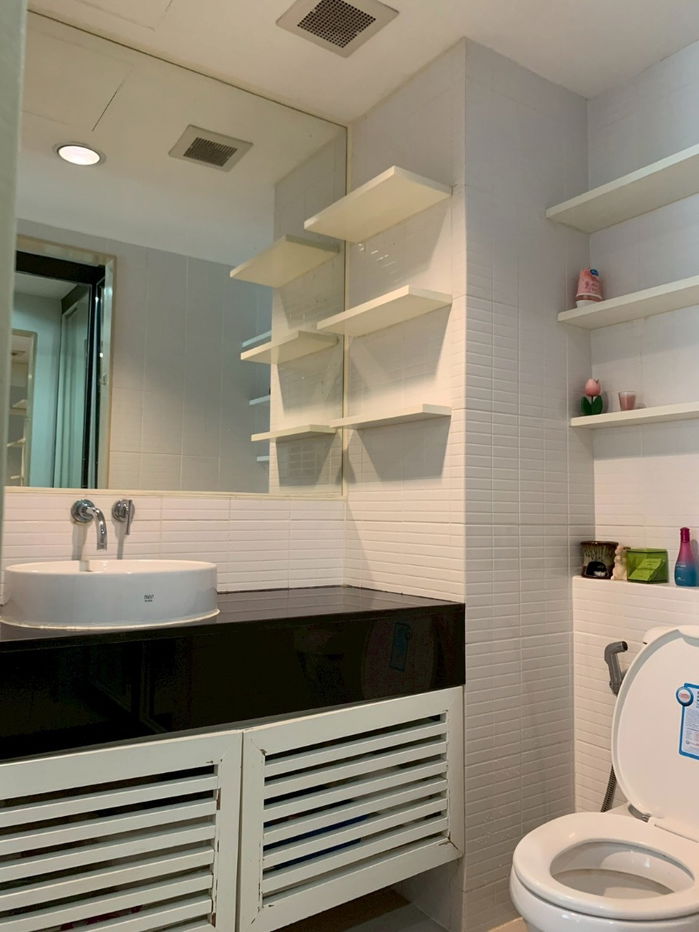 รูป คอนโดใจกลางลาดพร้าว Ideo ลาดพร้าว 17 แต่งครบ Built-in ทั้งห้อง วิวสระว่ายน้ำ โล่ง ไม่ชนใคร! - รูปที่ 8/17