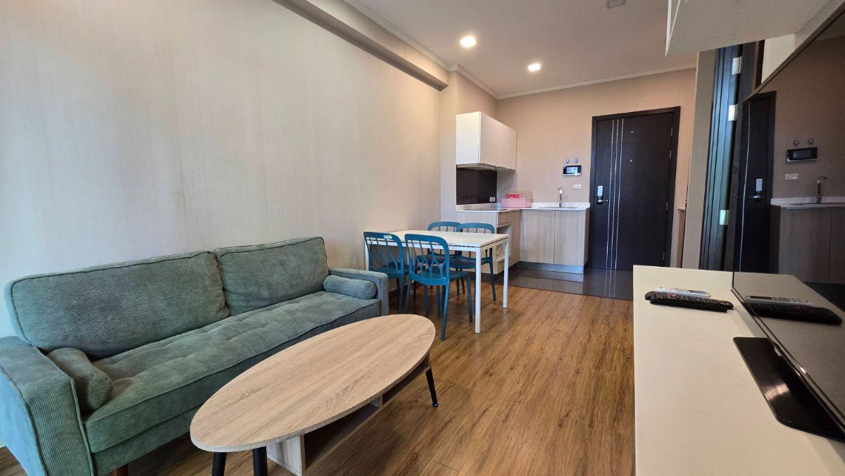 picture FOR RENT : STYLISH CONDO 1 BED NIMMAN :Tel. 082-389-9314 (Khun Boo) // Line ID: bubiezq - 4/15