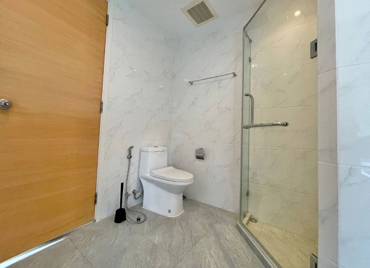 picture For Rent Fullerton 3BR  Near BTS Ekkmai  - 25/27