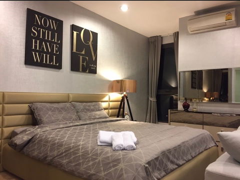 Ideo Q Ratchathewi【𝐑𝐄𝐍𝐓】🔥 สายแฟต้องรัก ห้องนี้ชิค สดใสมีดีไซน์🔥  ติดต่อไลน์ไอดี: @hacondo