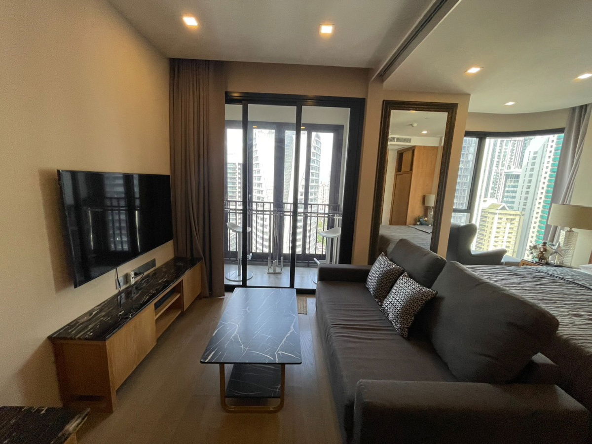 picture Ashton Asoke | BTS Asoke only 230 meters - 2/16