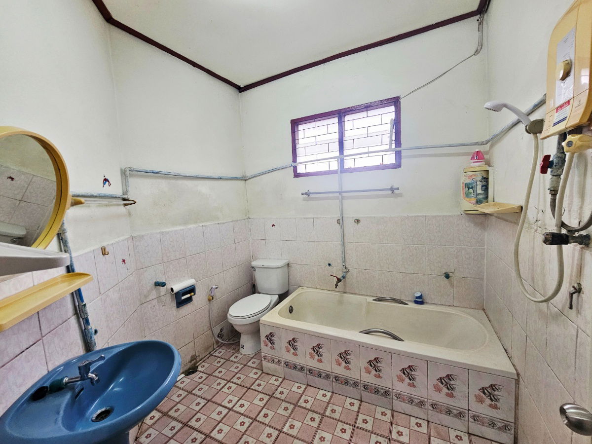 รูป ขายบ้านเดี่ยว ทำเลดี ติดโรงเรียนบ้านดู่ อ.เมืองเชียงราย เหมาะสำหรับลงทุน หรืออยู่อาศัยเอง - รูปที่ 9/10