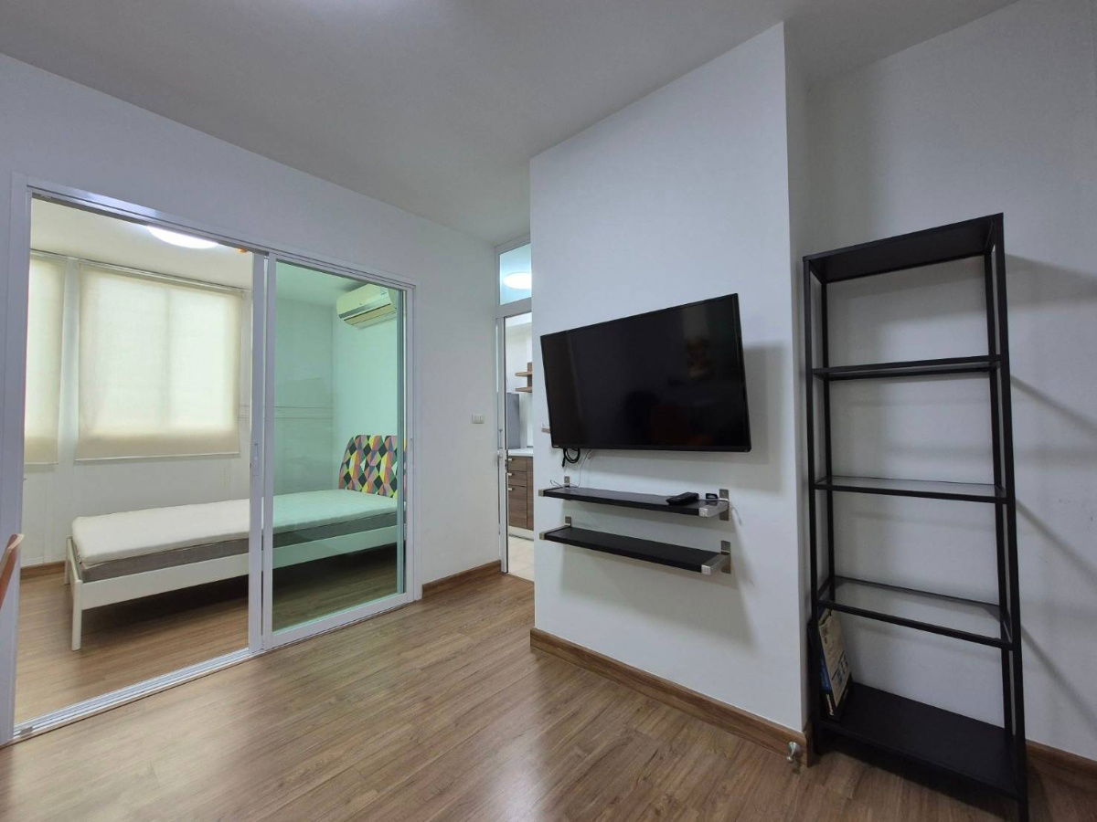 picture Fully furnished room for rent , near ARL and MRT Huamak station - 5/15