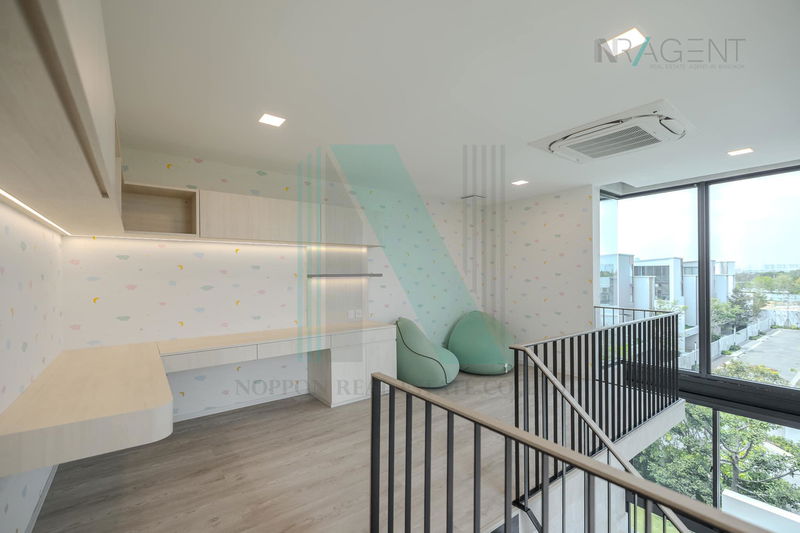 Houses for sale : 🚩 For Sell House VIVE KRUNGTHEP KREETHA 3-story 4 bedroom 5 bathroom