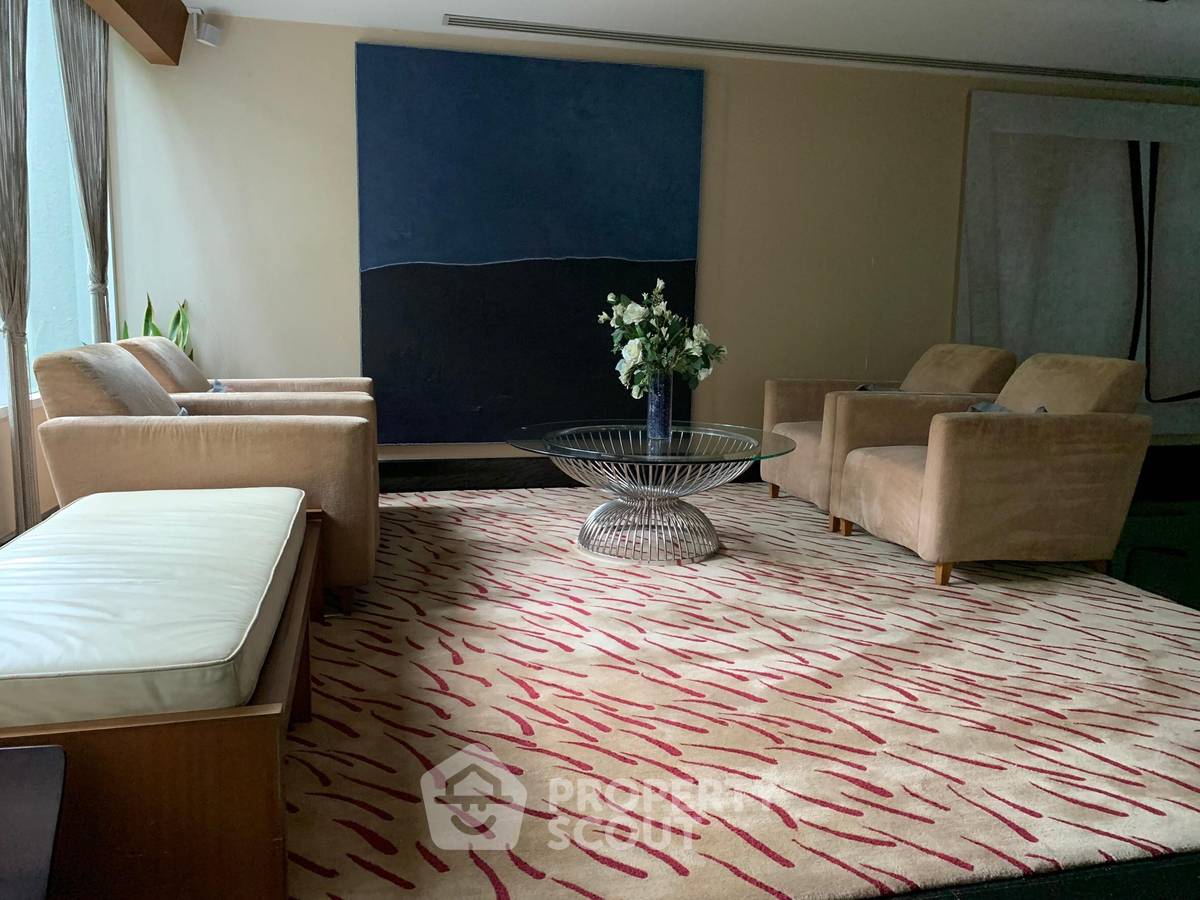 picture 3-BR Condo at Baan Siri Ruedee Condominium near BTS Phloen Chit (ID 452718) - 9/11