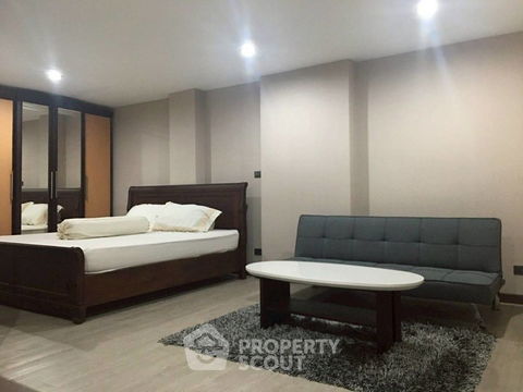 Studio Condo at The Prime Suites Condominium near BTS Asok (ID 2229487)