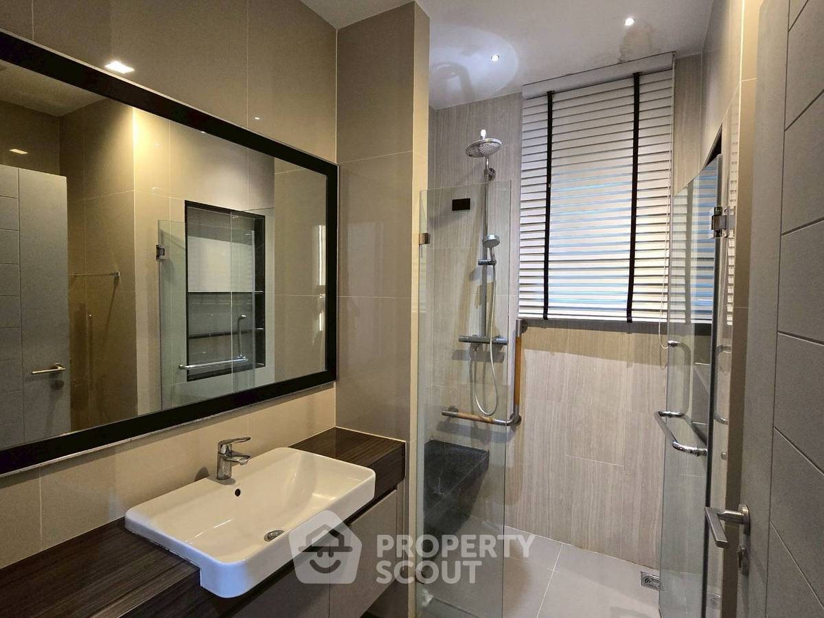 รูป บ้าน 5-ห้องนอน ที่ แกรนด์ บางกอก บูเลอวาร์ด พระราม 9-ศรีนครินทร์ ใกล้ กรุงเทพกรีฑา (ID 2228980) - รูปที่ 9/30