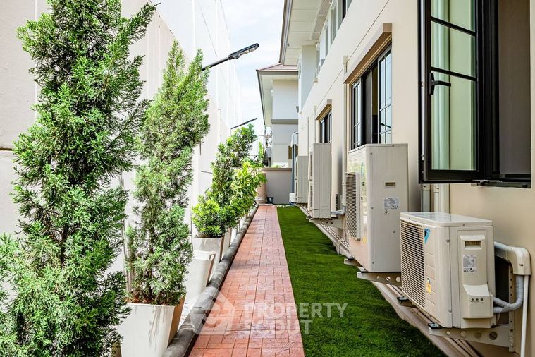 ขายบ้านเดี่ยว 5 ห้องนอน 599 ตร.ม. 174.1 ตร.ว. นาราสิริ พระราม 2