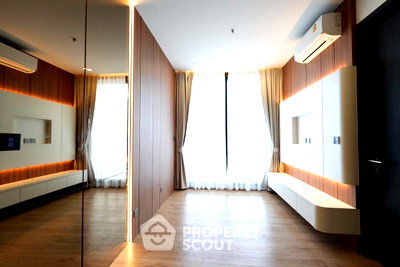 Condos for sale : 1-BR Condo, 34th-Floor 35 Sqm, Noble Around Ari, 100m to BTS Ari (ID 1986075)
