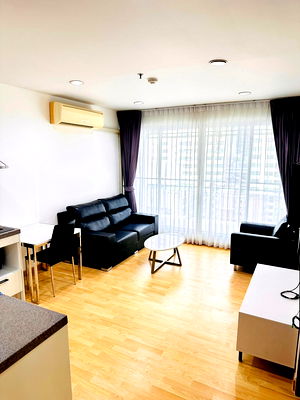 Condos for rent Central Embassy  :  The Address                    Siam 