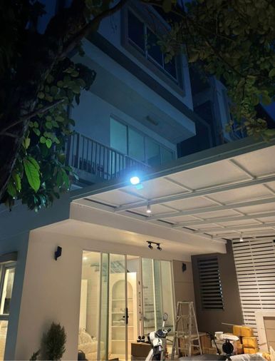 ให้เช่าทาวน์โฮม 3 ห้องนอน 230 ตร.ม. 51 ตร.ว. ลุมพินี ทาวน์ เพลส รัชโยธิน - เสนา