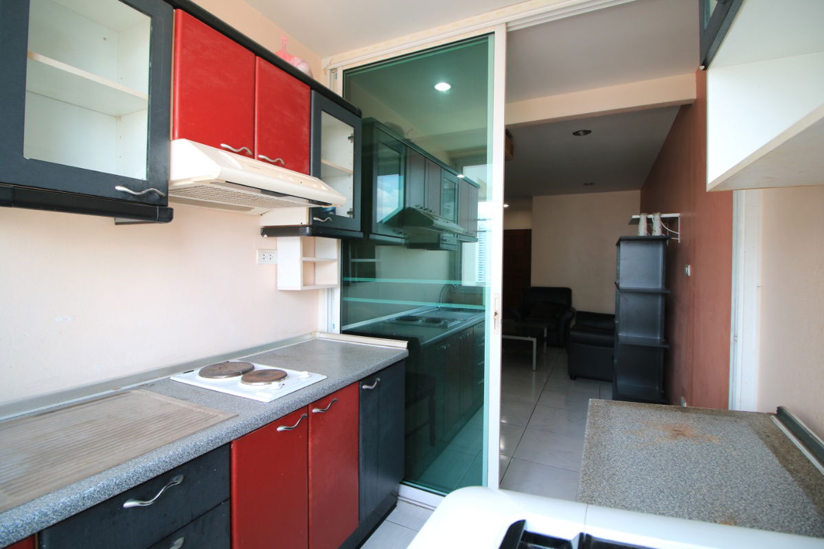 picture For sale Modern Town condominium in Ekkamai - 7/17