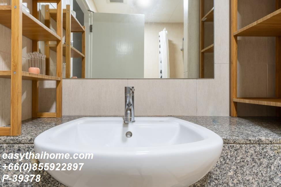 รูป P-39378 ให้เช่า คอนโด เดอะ โคลเวอร์ Soi Thong Lo 18, Khlong Tan Nuea, Watthana, Bangkok พร้อมอยู่ ราคาถูก Line Id @easythaihome 085-592-2897 - รูปที่ 4/9
