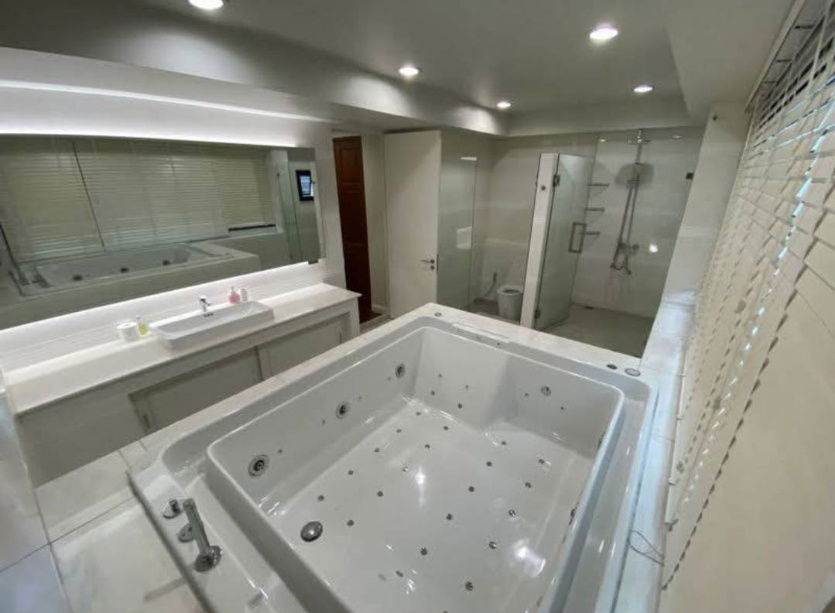 รูป  ขายบ้านเดี่ยว 2 ชั้น หมู่บ้านแกรนด์คาแนล ประชาชื่น 80 ตร.ว. 306 ตร.ม. ราคา 17,400,000 บาท 0958195559 @infinitycondo - รูปที่ 5/10
