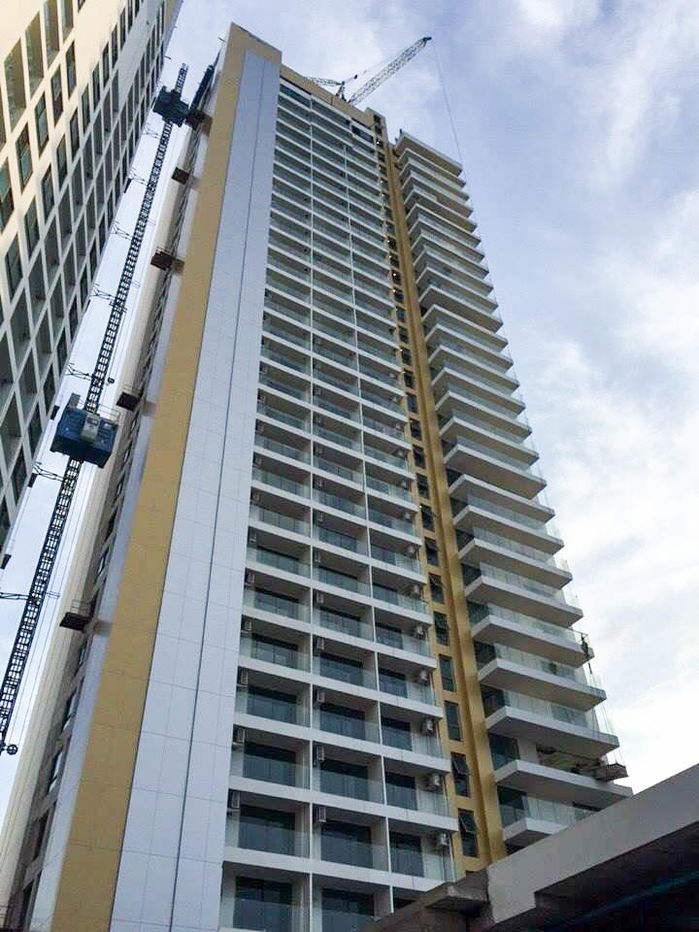 picture Studio Condominium @ The Peak Towers - 13/24