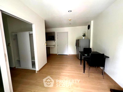 Condos for rent : 1-BR Condo At The Key Paholyothin, 2nd Floor Near BTS Sena Nikhom (ID 2228848)