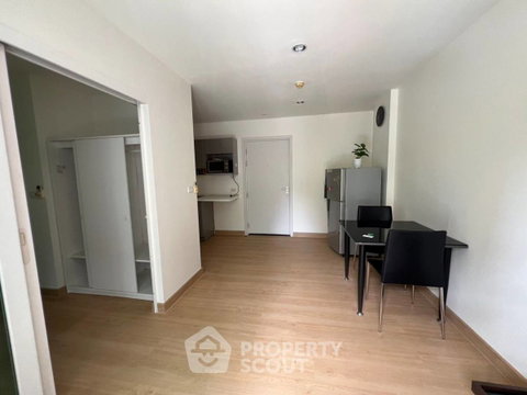 1-BR Condo At The Key Paholyothin, 2nd Floor Near BTS Sena Nikhom (ID 2228848)