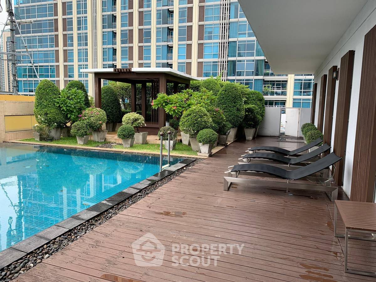 picture 3-BR Condo at Baan Siri Ruedee Condominium near BTS Phloen Chit (ID 452718) - 11/11