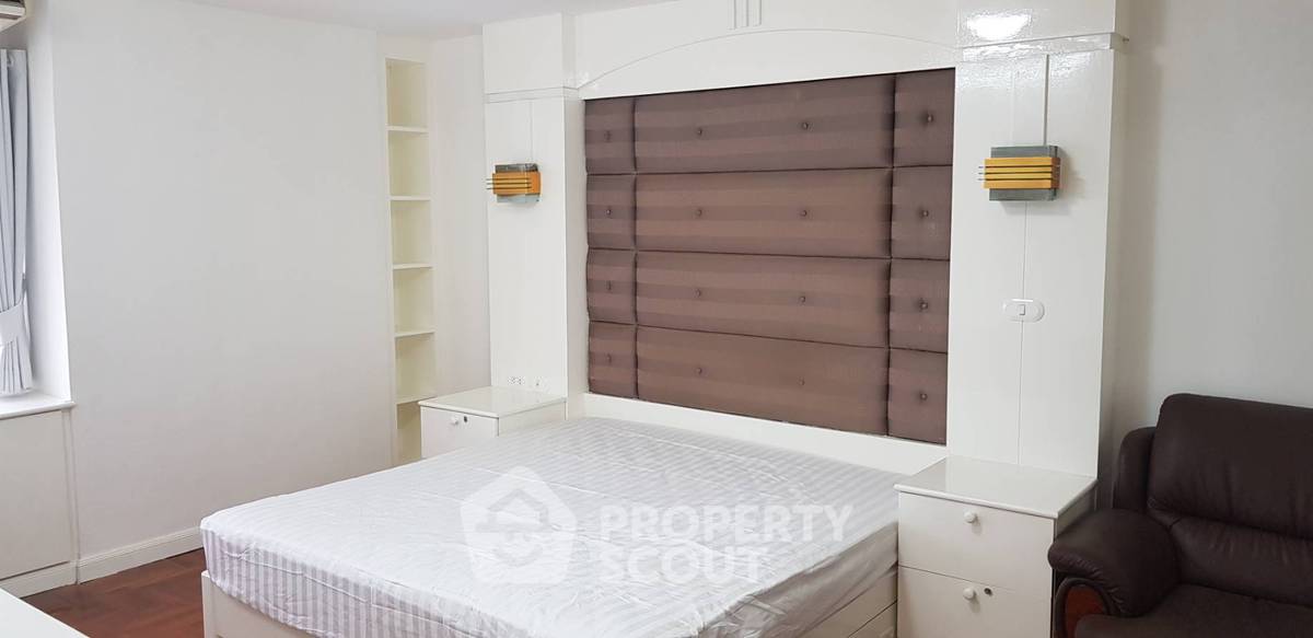 picture 3-BR Condo at Top View Tower Condominium near BTS Thong Lor (ID 562830) - 6/16