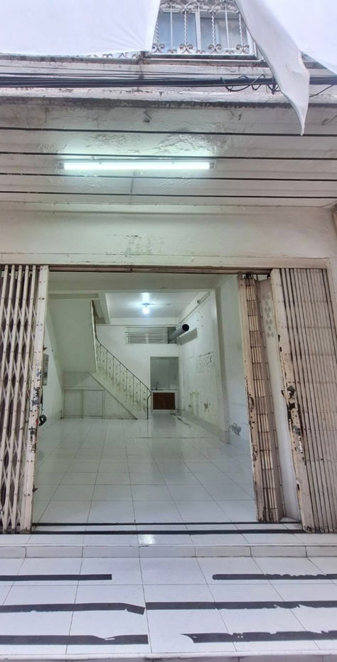 picture Shophouse for rent, Soi Sukhumvit 22, Klong Toei, 50 meters from  Park Origin Phrom Phong - 3/10