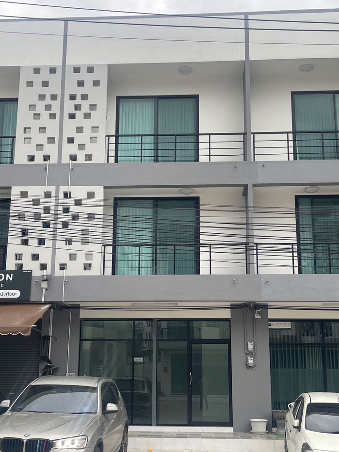 รูป ห้องโถงชั้นล่างพานิส ให้เช่า!! สำหรับเปิดสำนักงานขาย, ออฟฟิศ, คลินิก, ร้านค้า - รูปที่ 1/7