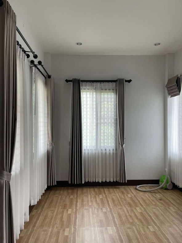 รูป ขายบ้านเดี่ยวหลังมุม 70 ตร.ว. ติดถนน2ฝั่ง ตกแต่งพร้อมอยู่ วิวภูเขา อ.แม่จัน  - รูปที่ 5/10