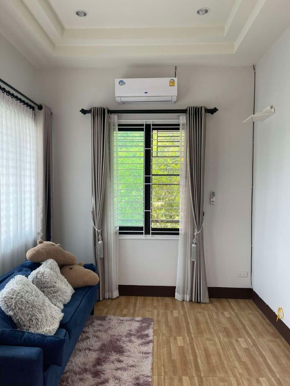 รูป ขายบ้านเดี่ยวหลังมุม 70 ตร.ว. ติดถนน2ฝั่ง ตกแต่งพร้อมอยู่ วิวภูเขา อ.แม่จัน  - รูปที่ 2/10