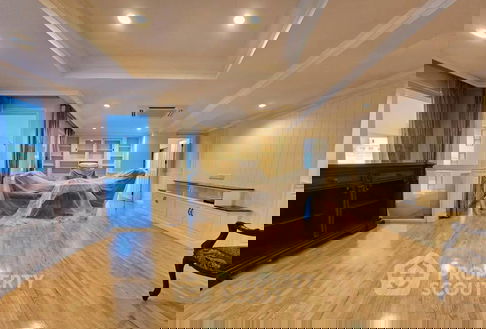 2-BR Condo at La Maison Ruamrudee near BTS Phloen Chit (ID 2217203)