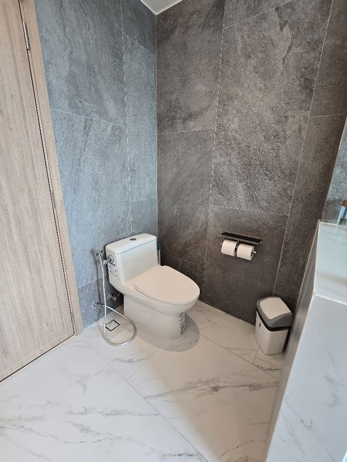 picture The Empire Place Sathorn > High Floor > Nice unit  - 15/19