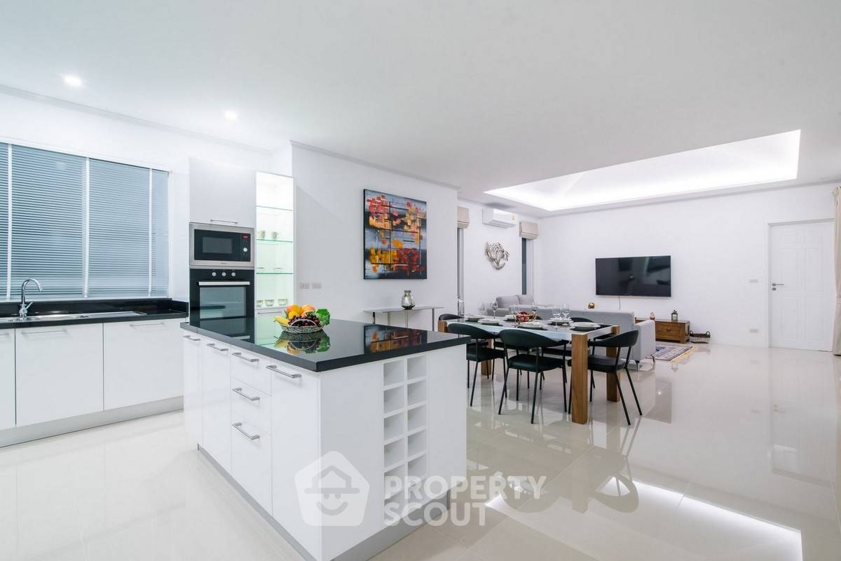 รูป บ้าน 5-ห้องนอน ที่ ฟอลคอน ฮิลล์ ใน หนองแก (ID 2229523) - รูปที่ 12/14