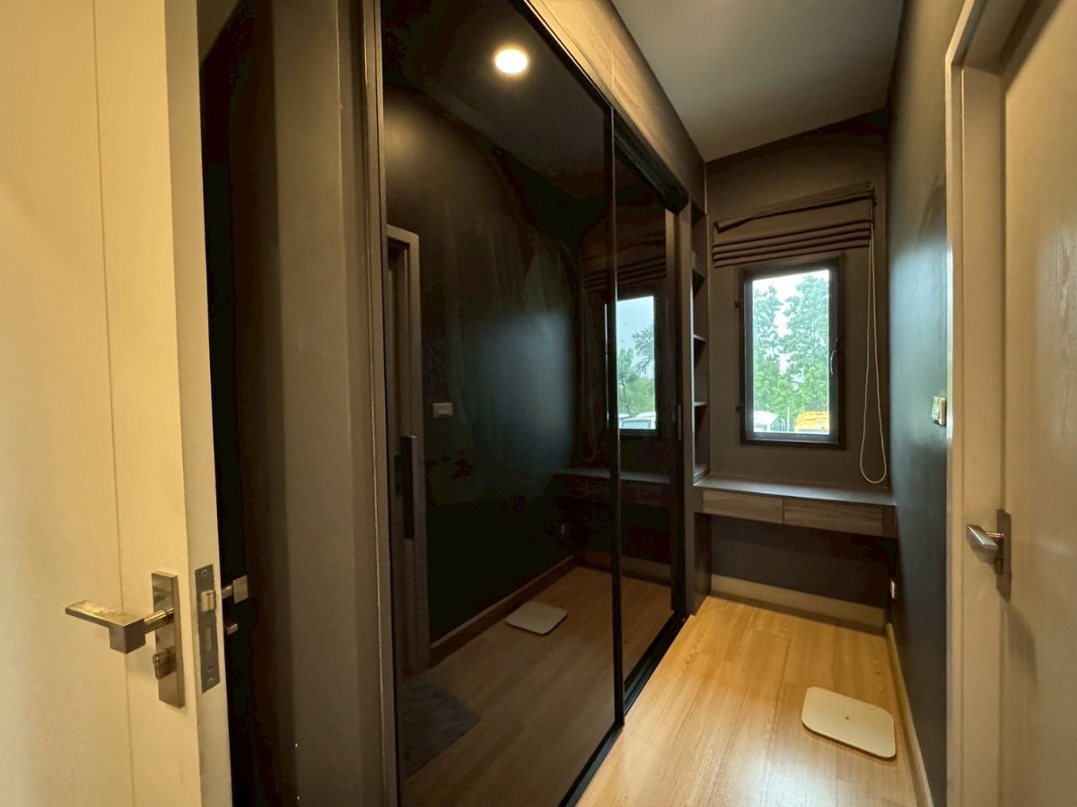 รูป ขายและเช๋า บ้านเดี่ยว บริทาเนีย บางนา กม.12 4ห้องนอน 2จอดรถ พื้นที่ใช้สอย 165 ตร.ม. ที่ดินใหญ่ 62.8 ตร.วา  ตกแต่งสวย ราคา7.5ลบ.ต่อรองได้ เช๋า 45k/ด - รูปที่ 29/49