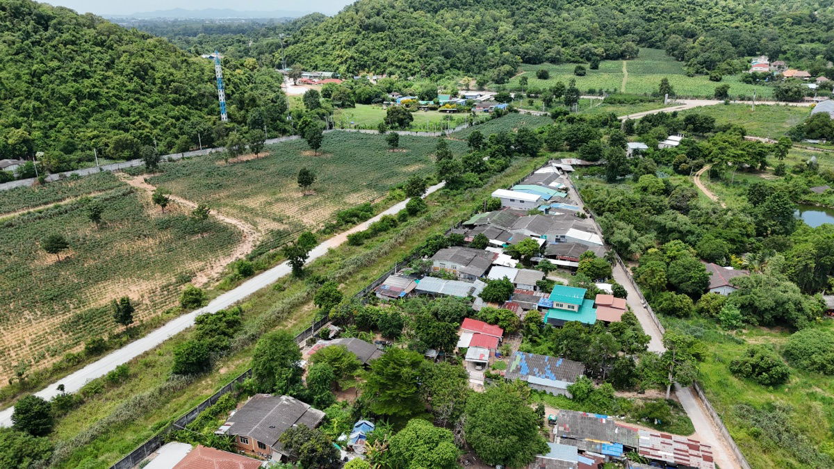 รูป ขายที่ดินทำเลทอง วิวภูเขา ติดถนน บางพระ ศรีราชา, ชลบุรี - รูปที่ 22/23