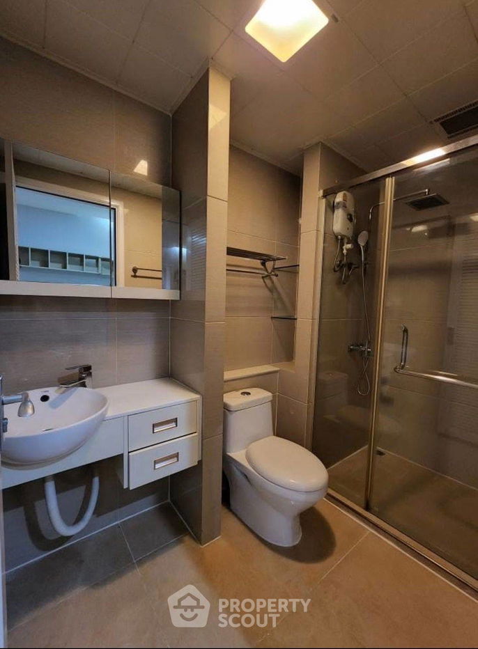 picture 2-BR Condo at T.c. Green Rama 9 near MRT Phra Ram 9 (ID 2229489) - 12/14