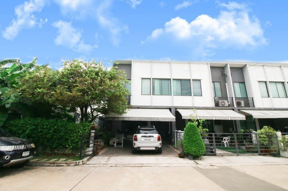 รูป ขายทาวน์โฮม 2 ชั้น พลีโน่ รามอินทรา บางเขน คู้บอน 27.6 ตร.ว หลังริม ลงเข็มต่อเติมตกแต่งแล้ว ต้นโครงการ ใกล้คลับเฮ้าส์ ใกล้รถไฟฟ้าสายสีชมพู - รูปที่ 1/8
