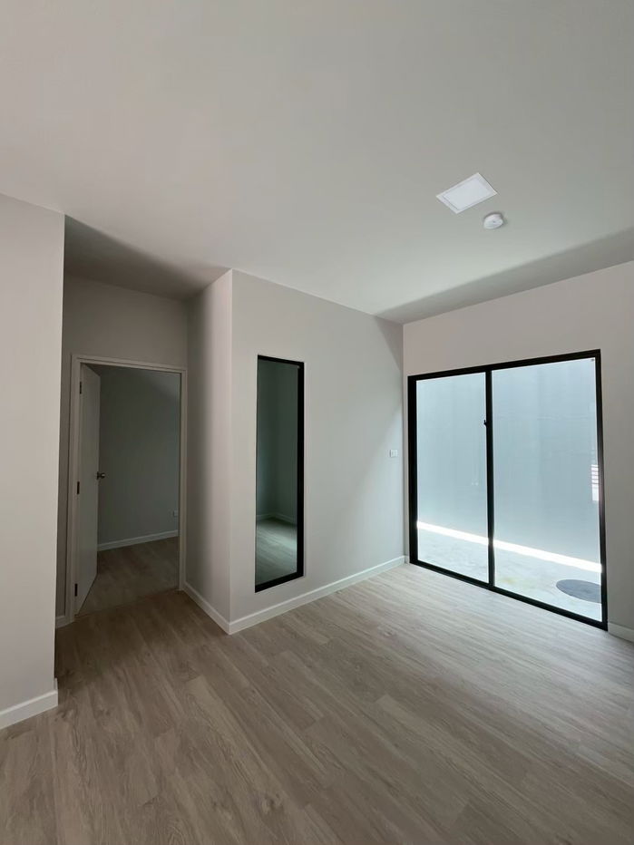 รูป ขายบ้านทาวน์โฮม 2 จอดรถ  ราคาพิเศษ 2.99 ล้าน โครงการสิริเพลส เวสต์เกต ใกล้รถไฟฟ้าสายสีม่วง - รูปที่ 14/18