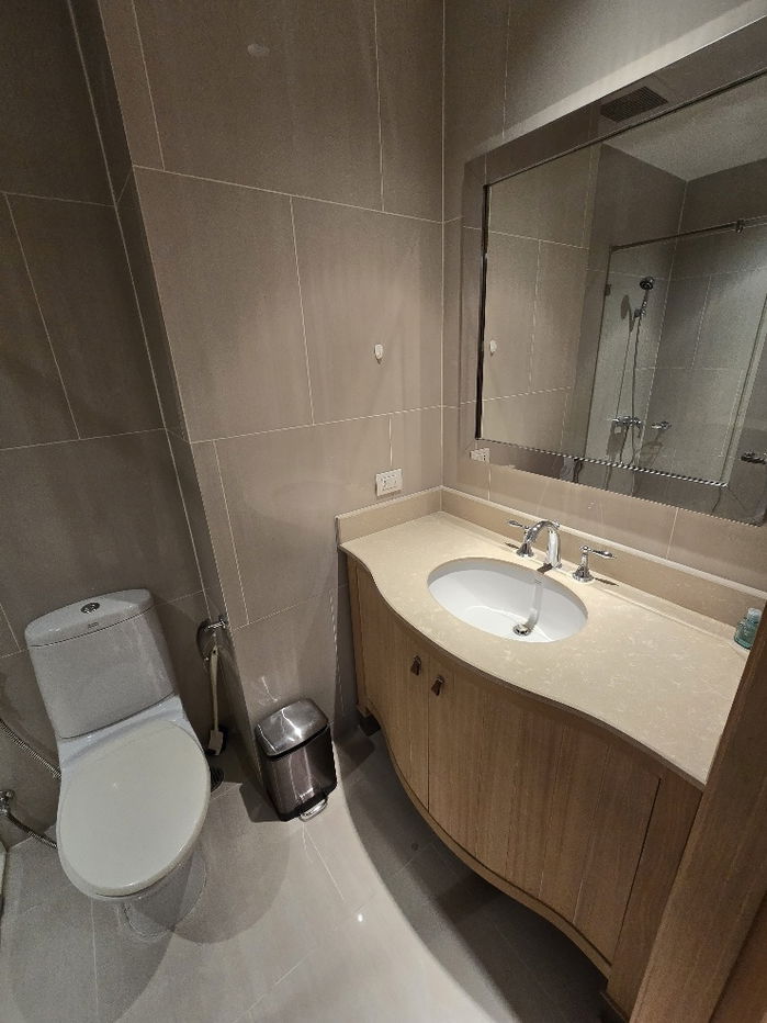 รูป 🟢The Empire Place Sathorn🟢 *** 100,000 baht ***  3bedroom and 3bahtroom (156.86 sqm) - รูปที่ 8/17