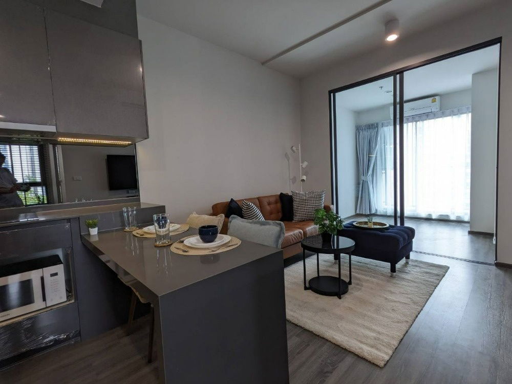 picture Ideo Chula Samyan【𝐒𝐄𝐋𝐋 & 𝐑𝐄𝐍𝐓】🔥Bright, airy, spacious rooms with plenty of natural light in every corner🔥  Contact Line ID: @hacondo - 8/10