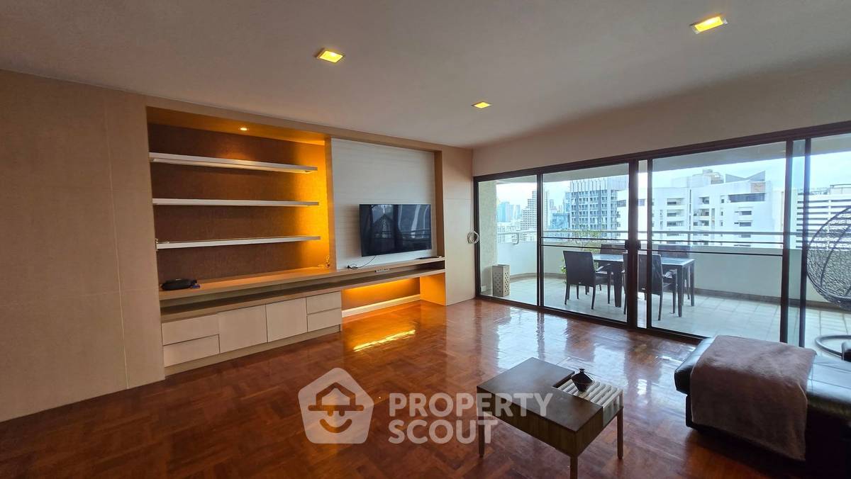 picture 3-BR Condo at Tower Park near ARL Makkasan (ID 2212310) - 1/14